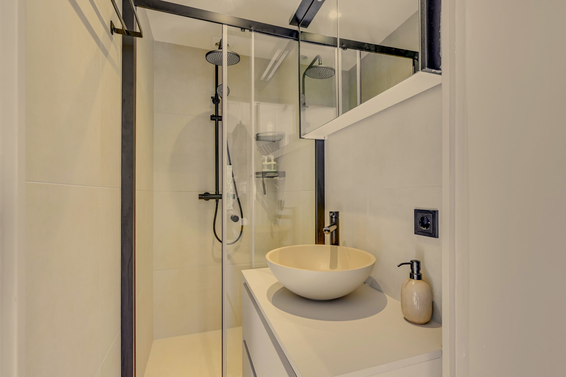 Photo 12 of Marnixlaan 77