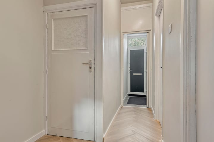 Foto 12 van Mathenesserdijk 29-B