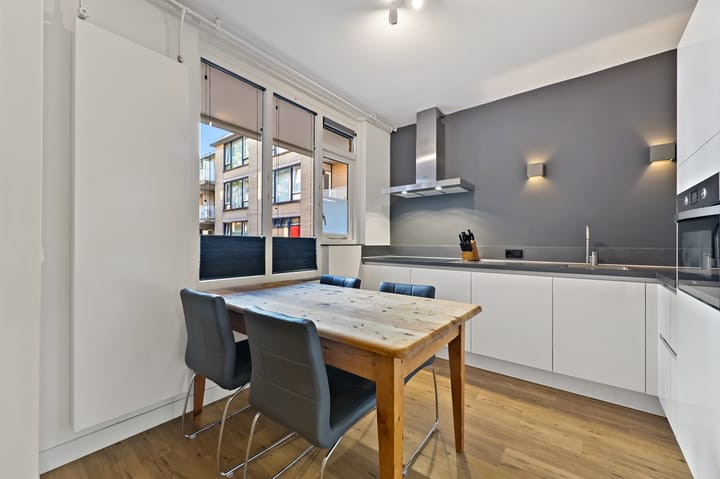 Foto 2 van Buziaustraat 2