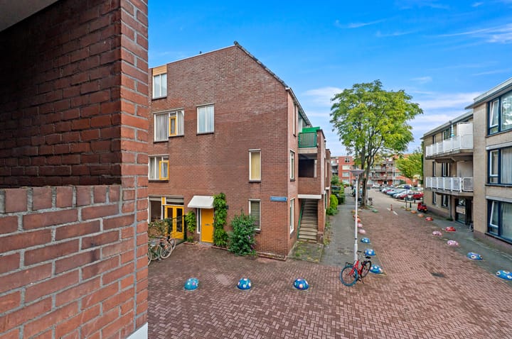 Foto 32 van Buziaustraat 2