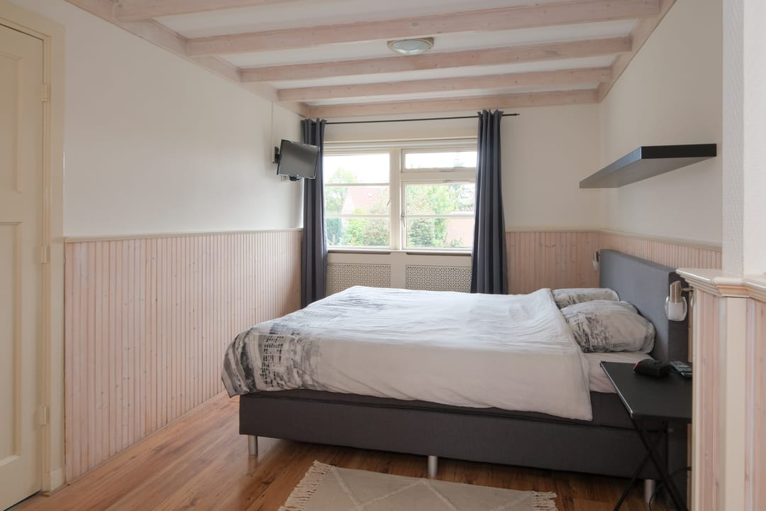 Photo 16 of Louisestraat 21