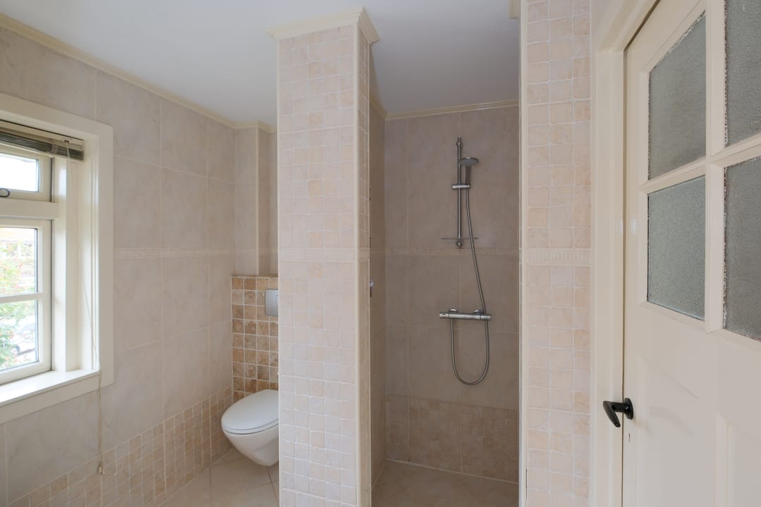 Photo 22 of Louisestraat 21