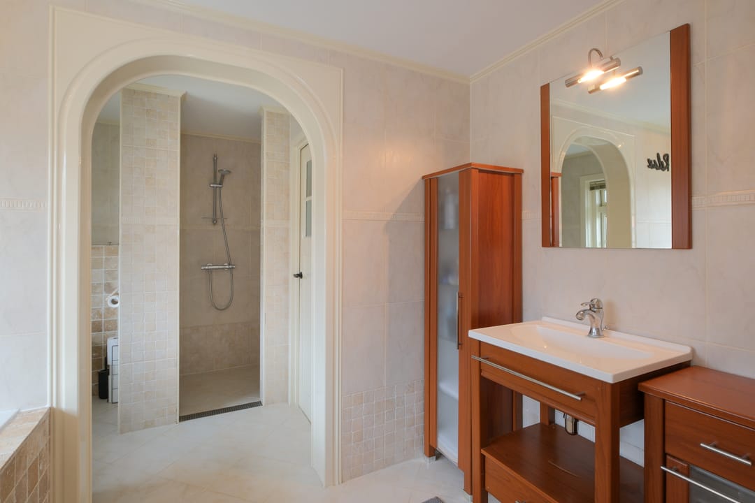 Photo 23 of Louisestraat 21