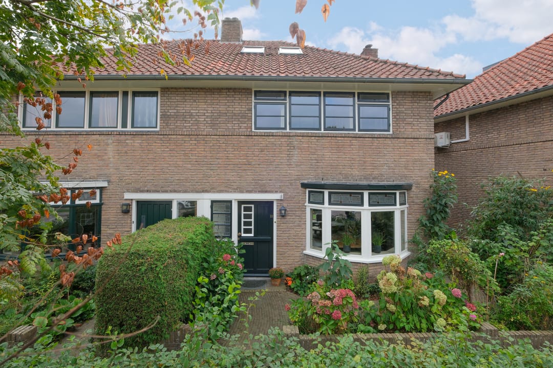 Photo 43 of Louisestraat 21