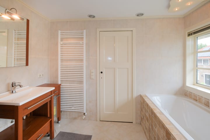 Foto 24 van Louisestraat 21