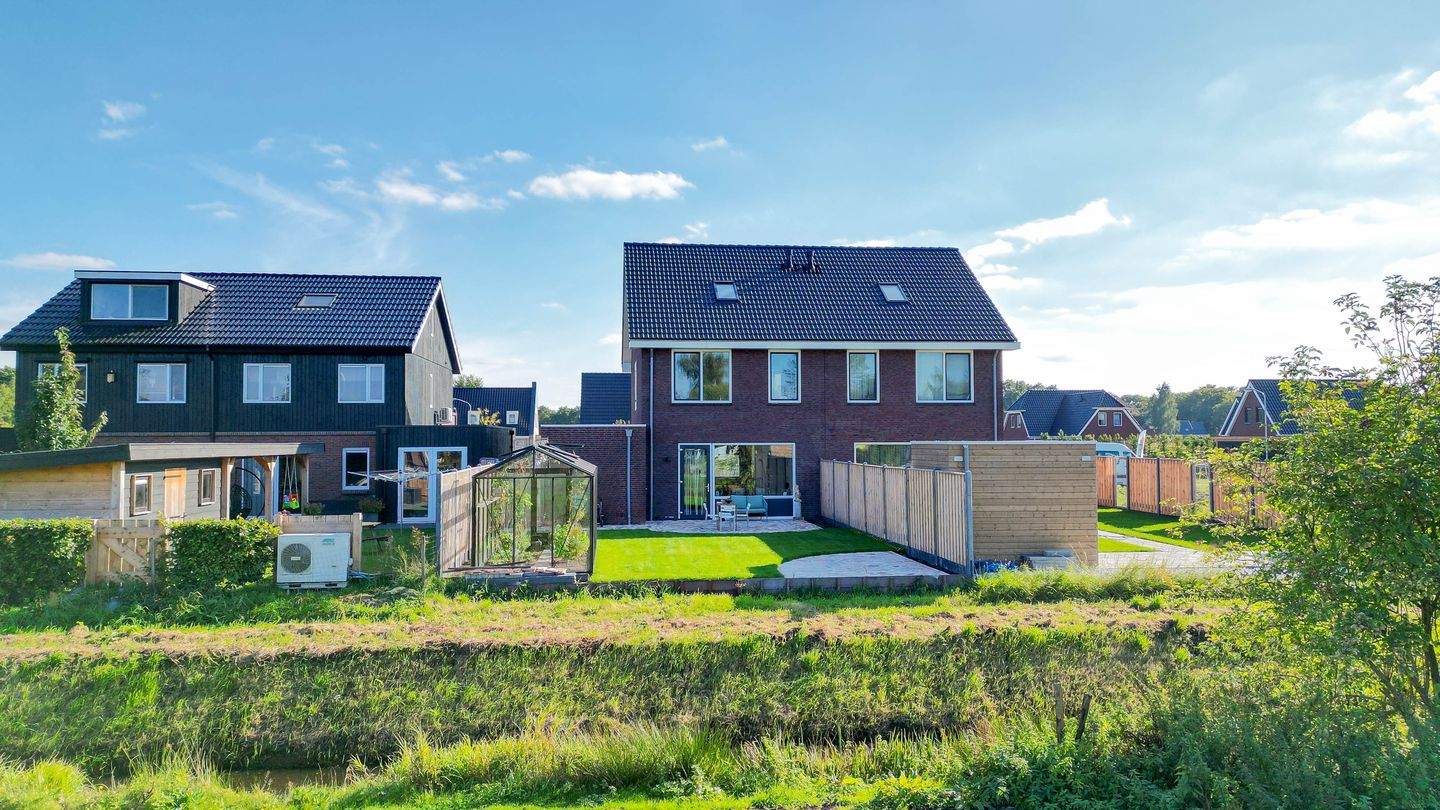 Photo 40 of De Viermaster 29