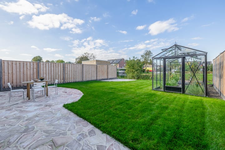 Photo 46 of De Viermaster 29