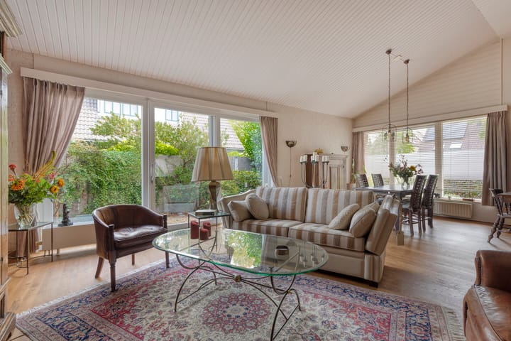 Foto 2 van Weth. Van der Veldenweg 9