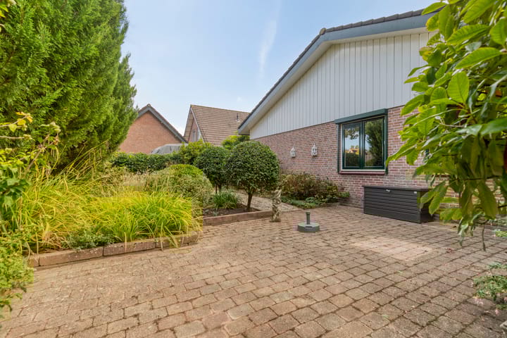 Foto 3 van Weth. Van der Veldenweg 9