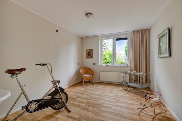 Foto 22 van Weth. Van der Veldenweg 9