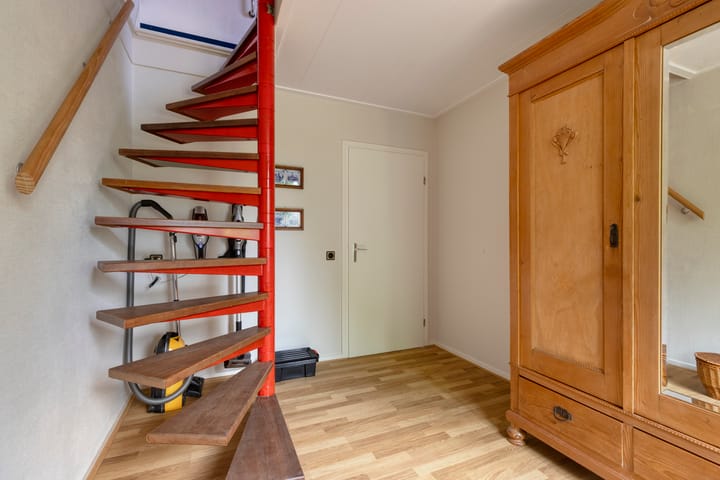 Foto 25 van Weth. Van der Veldenweg 9