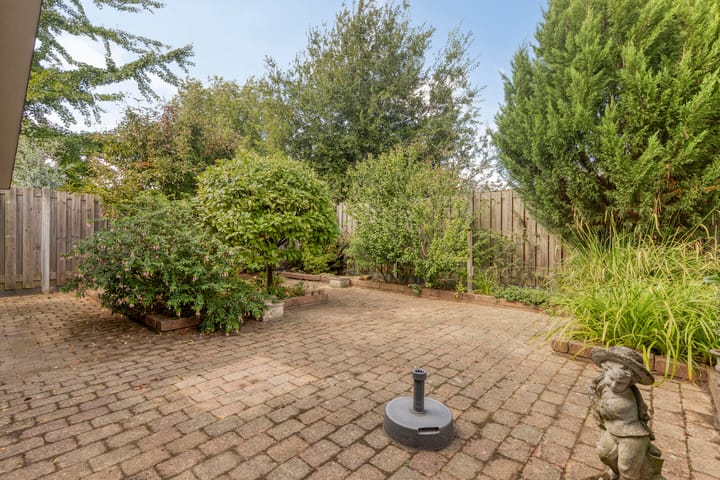 Foto 33 van Weth. Van der Veldenweg 9