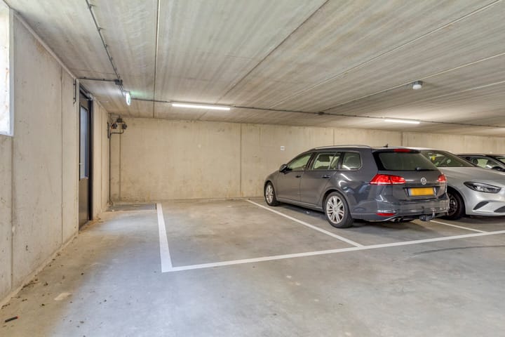 Foto 36 van Willemskerkestraat 15-A