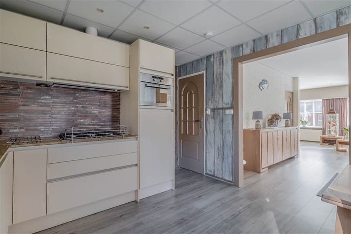 Foto 16 van J. Kammingastraat 125