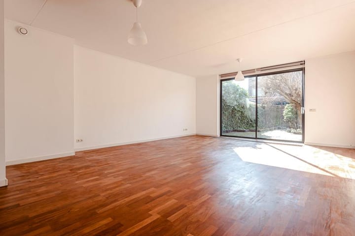 Photo 8 of Laagveen 14-A