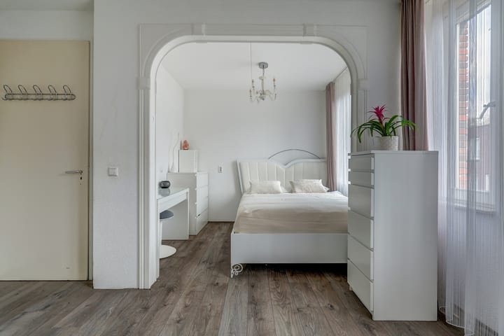 Photo 14 of Mathenesserstraat 163