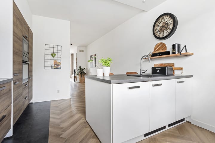 Photo 19 of Nieuwlandstraat 7