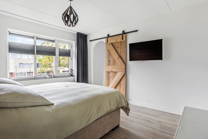 Photo 23 of Nieuwlandstraat 7