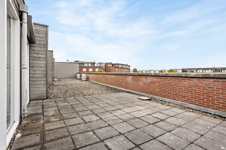 Photo 34 of Nieuwlandstraat 7