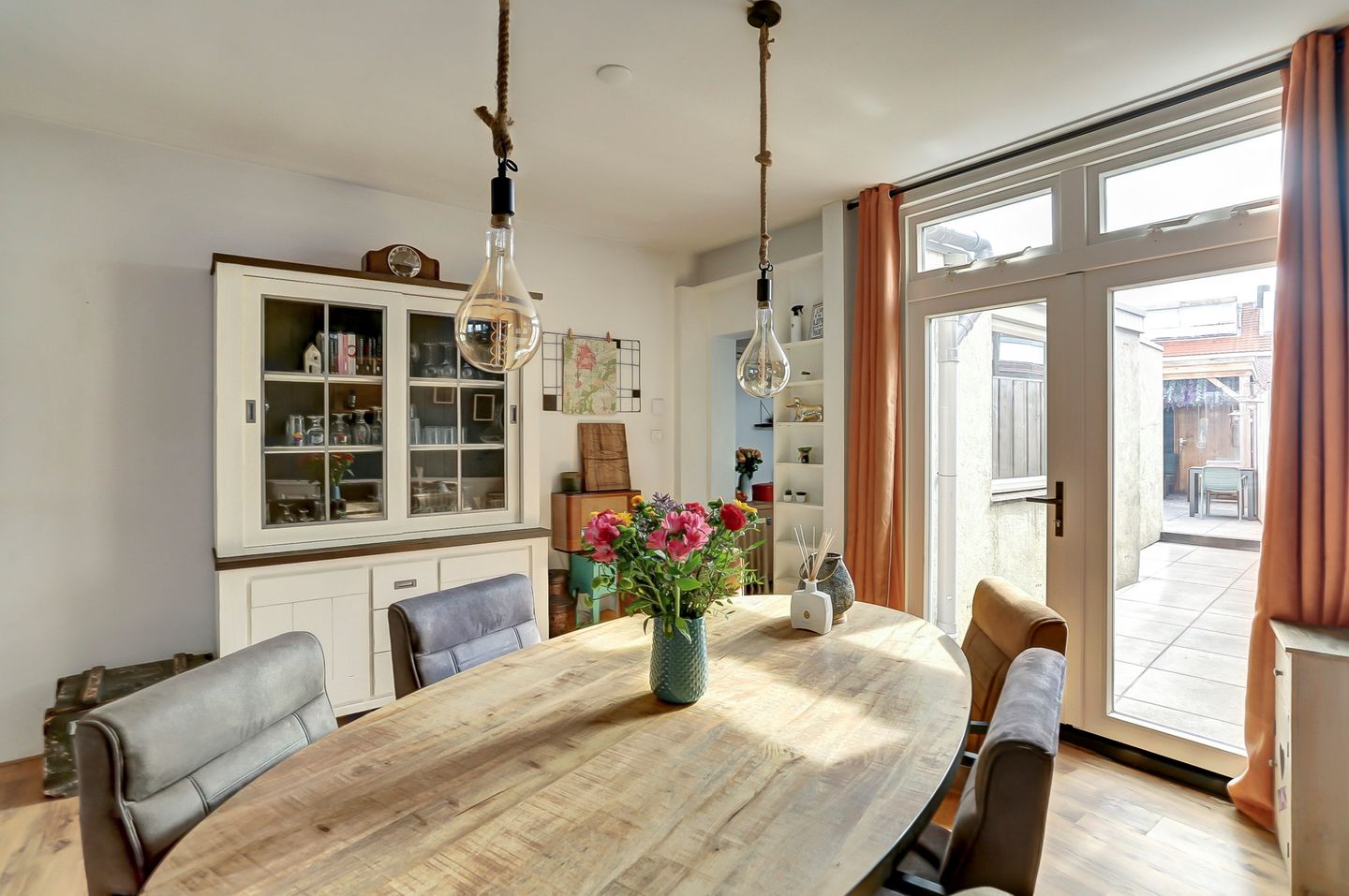 Foto 14 van Hobbemastraat 38