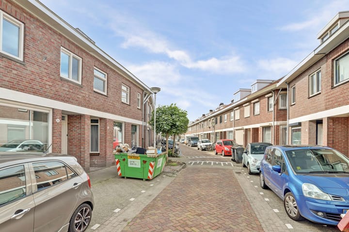 Foto 6 van Hobbemastraat 38