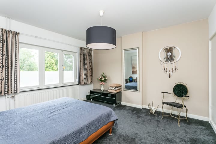 Photo 24 of Julianastraat 45