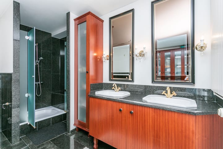 Photo 32 of Julianastraat 45