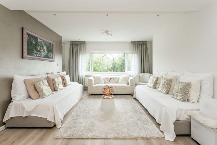 Photo 37 of Julianastraat 45