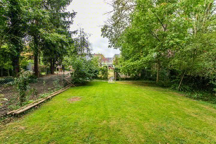 Photo 54 of Julianastraat 45