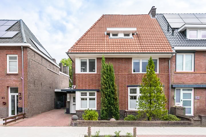 Photo 60 of Julianastraat 45