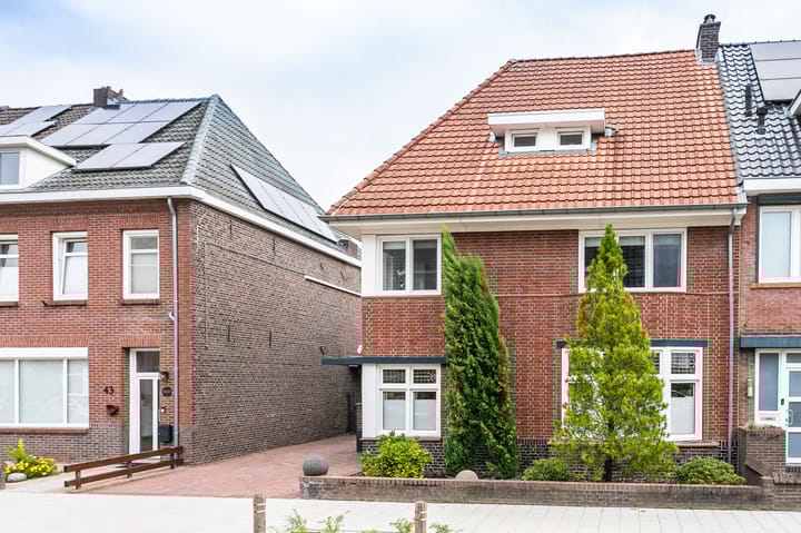 Photo 61 of Julianastraat 45