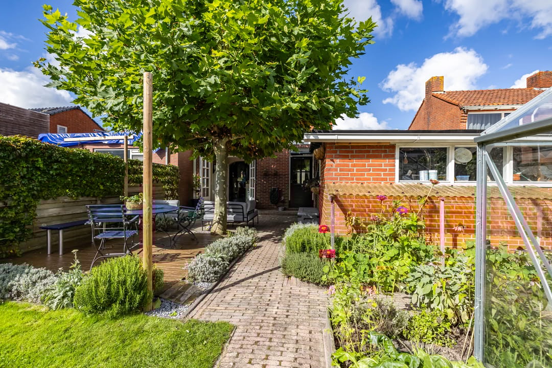 Foto 38 van Willem Bergstraat 24