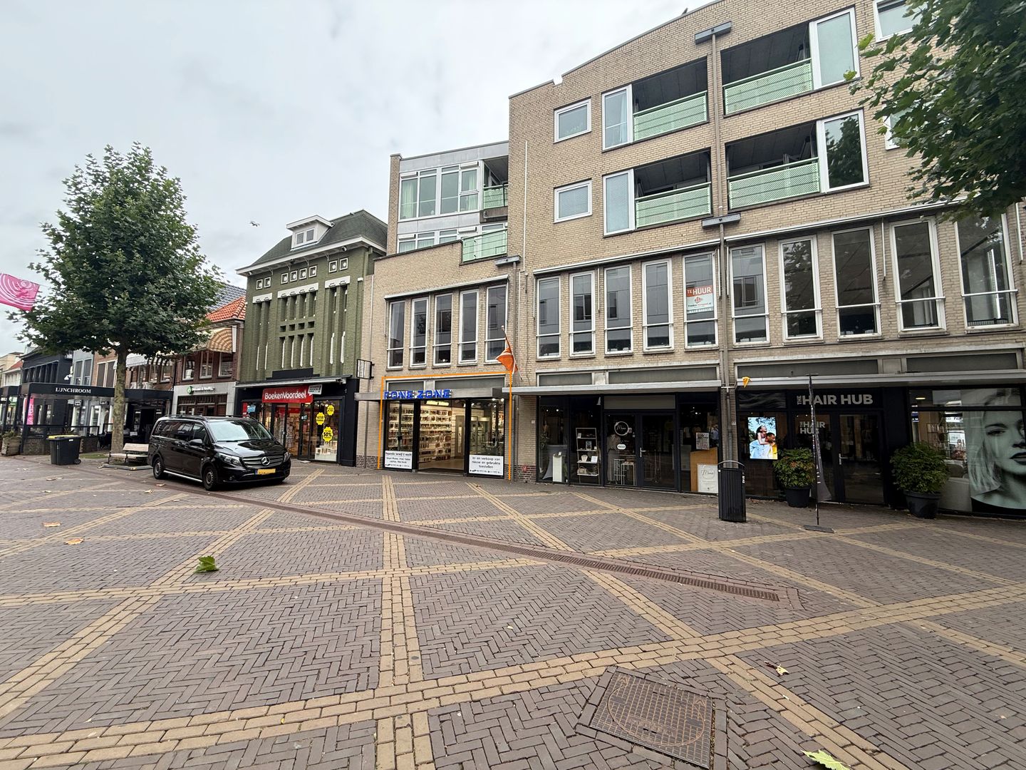 Bekijk foto 1 van Hamburgerstraat 73