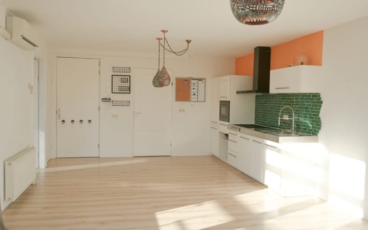 Foto 7 van Helmstraat 14-B