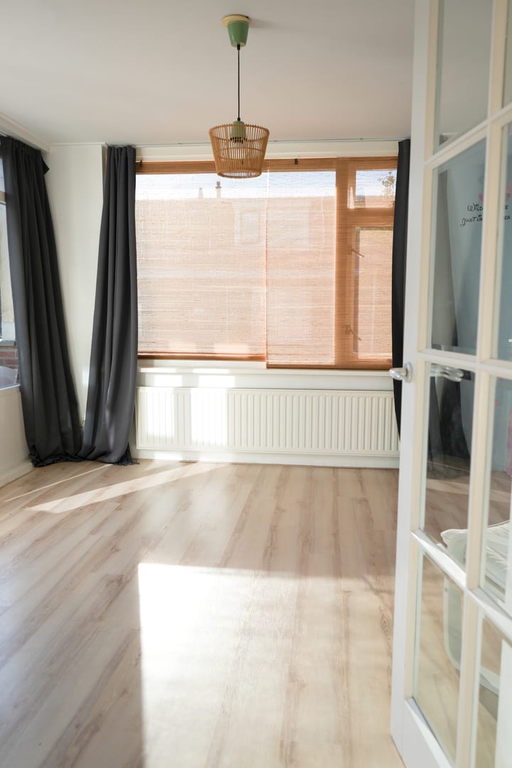 Foto 16 van Helmstraat 14-B