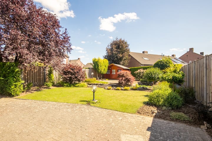 Photo 28 of Eikenlaan 19