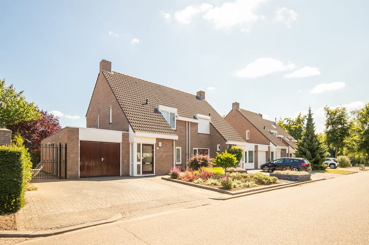 Photo 34 of Eikenlaan 19