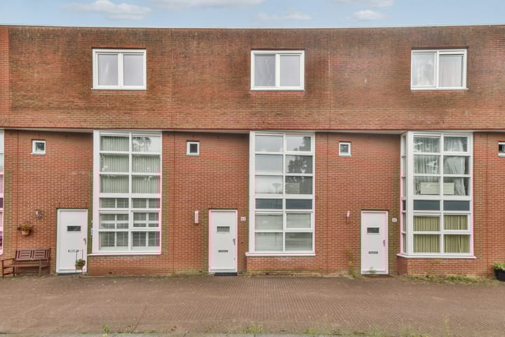 Foto 2 van Daan Roodenburghplein 44