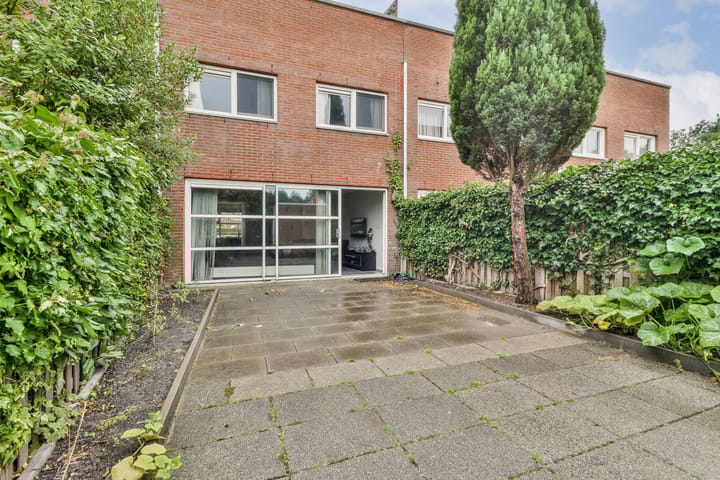 Foto 11 van Daan Roodenburghplein 44