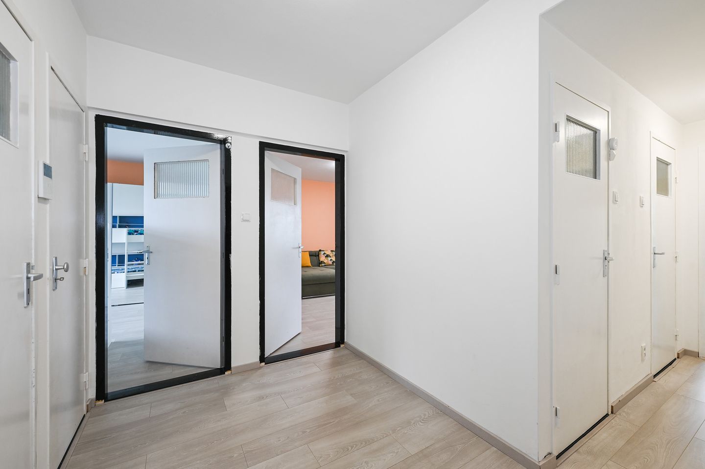 Photo 5 of Suzannaland 164