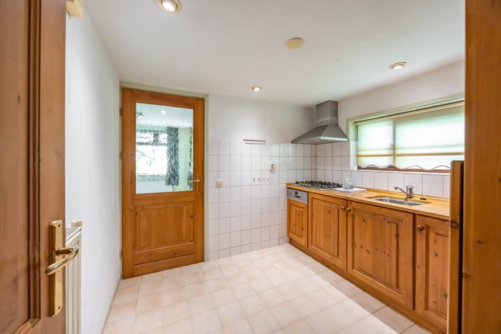 Foto 18 van Engelberterweg 43