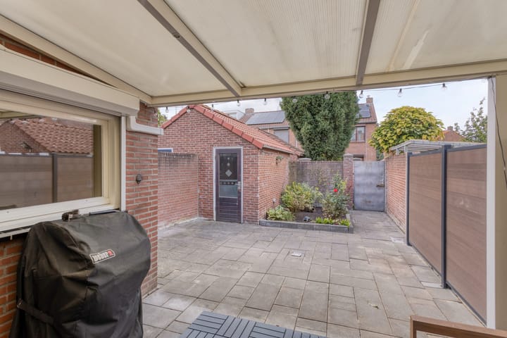 Foto 19 van Karel Martelstraat 10