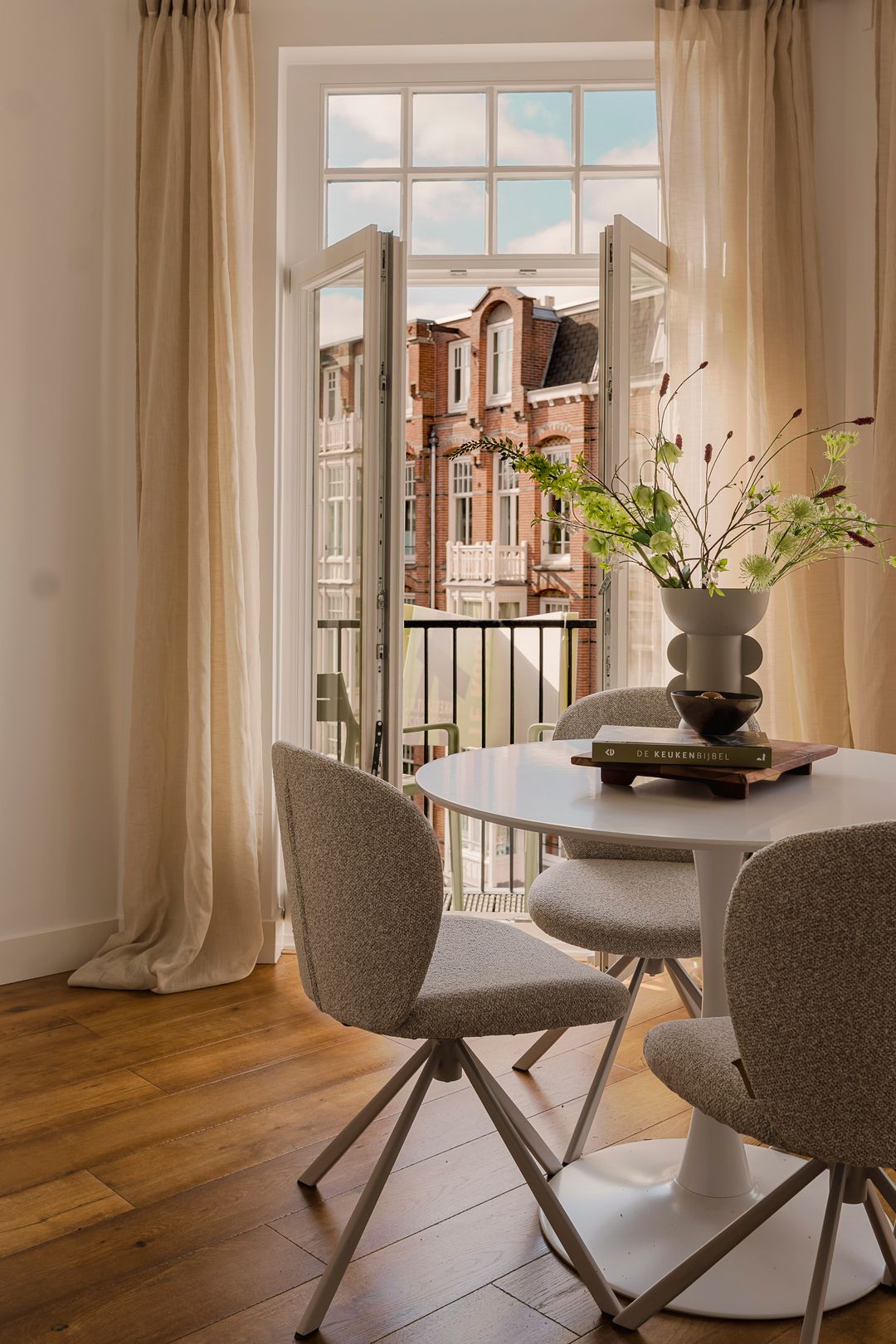 Foto 8 van Van Woustraat 123-3