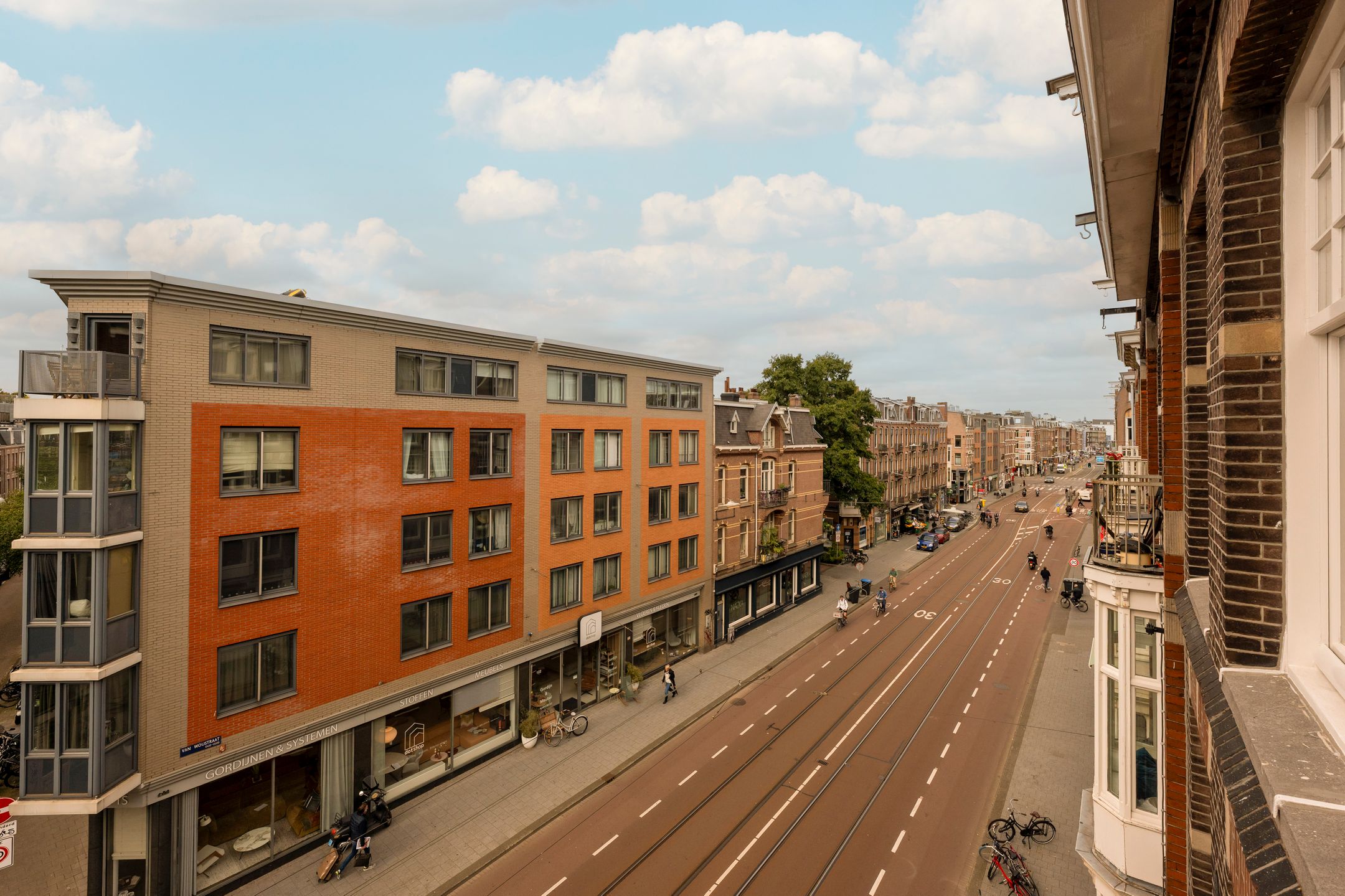 Foto 12 van Van Woustraat 123-3