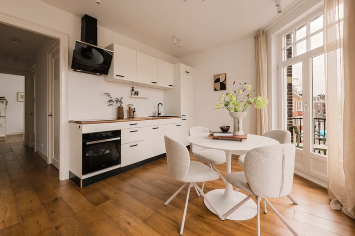 Photo 15 of Van Woustraat 123-3