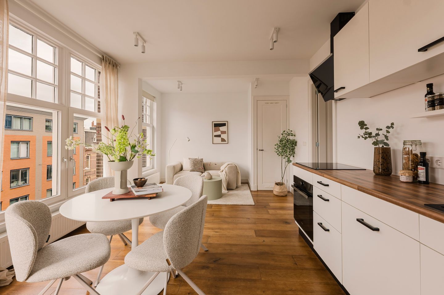 Foto 19 van Van Woustraat 123-3