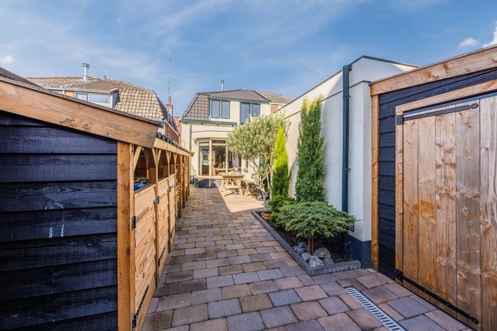 Photo 27 of Prinsenstraat 18