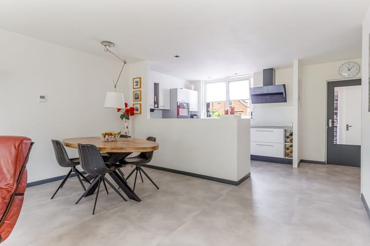 Photo 15 of Hofmark 144