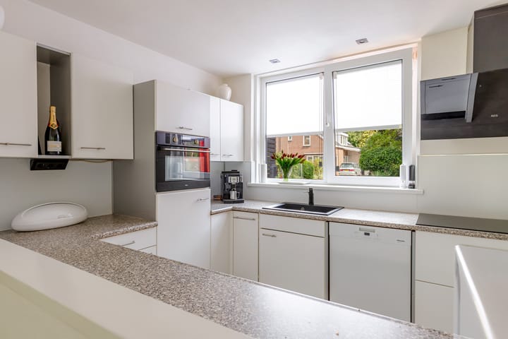 Photo 19 of Hofmark 144