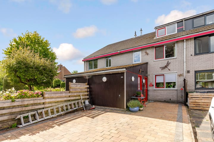 Photo 57 of Hofmark 144